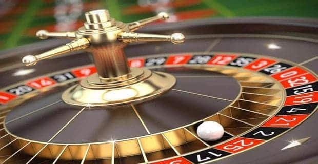 Live blackjack table interface on mancingduit slot with real-time dealer video and betting controls